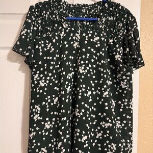 Women's Green Floral Top